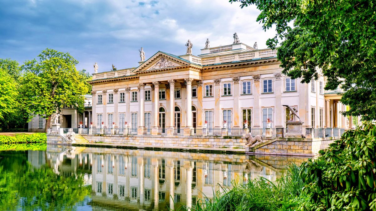 Парк Королевские Лазенки в Варшаве.