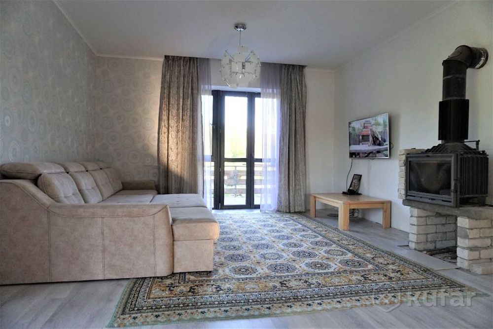 Гостиная с выходом на террасу.