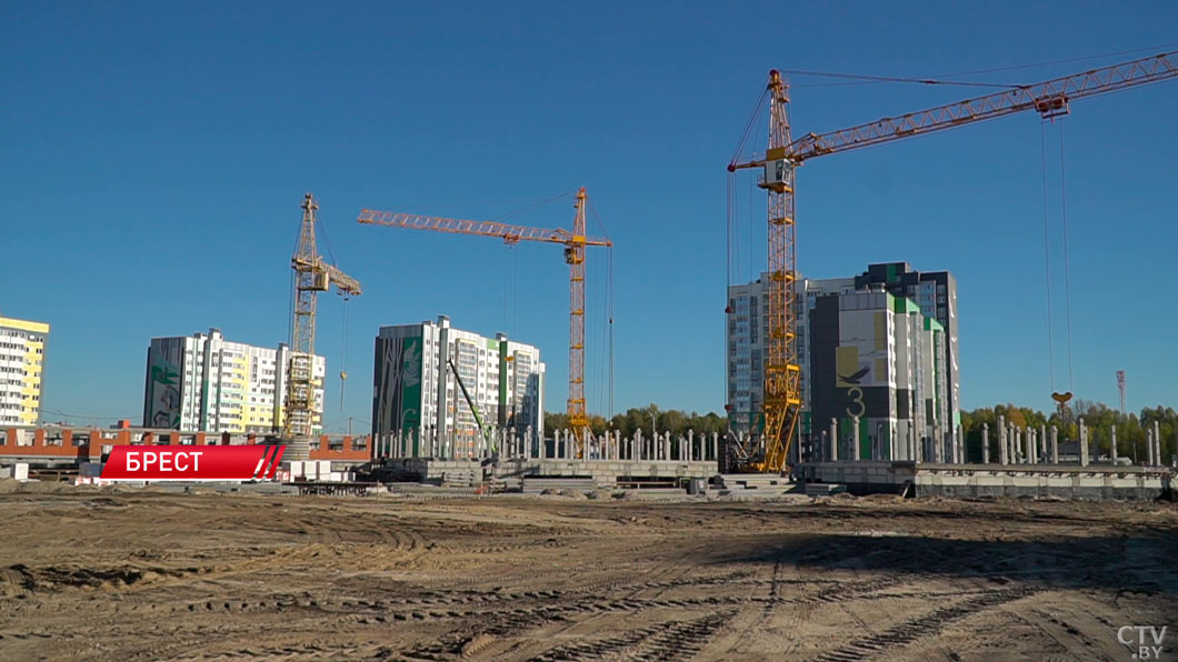 Строительство новой школы в ЮЗМР-5 в Бресте. 