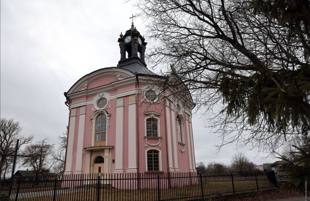 Троицкий костел в деревне Волчин Каменецкого района