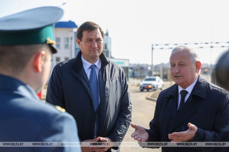 Чиновники в пункте пропуска «Брест» 19 марта 2026 года