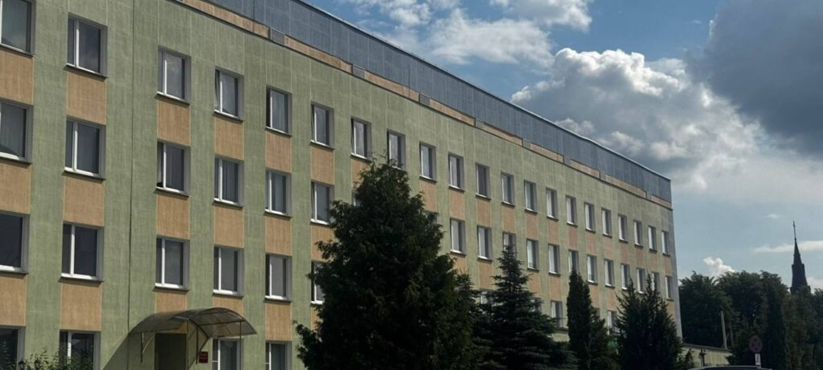 Здание ЦРБ и поликлиники в Столбцах