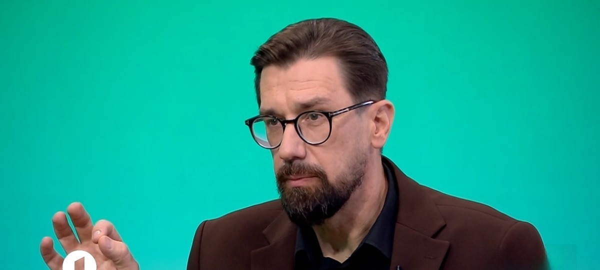 Николай Власюк во время интервью на госТВ. Скриншот видео