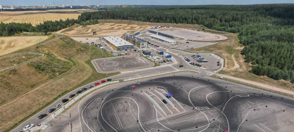 автогонки